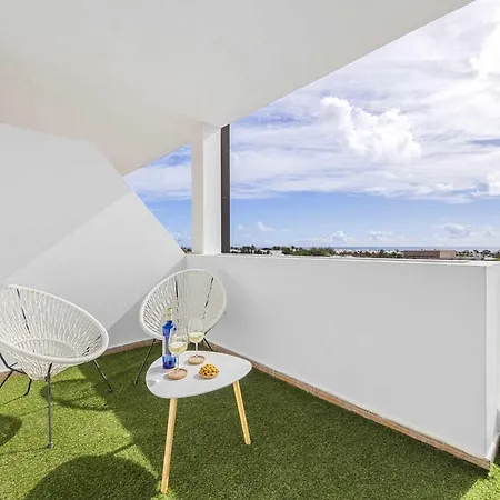 Holyhome Sunsplash Apartment *