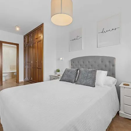 Holyhome Sunsplash Apartment *